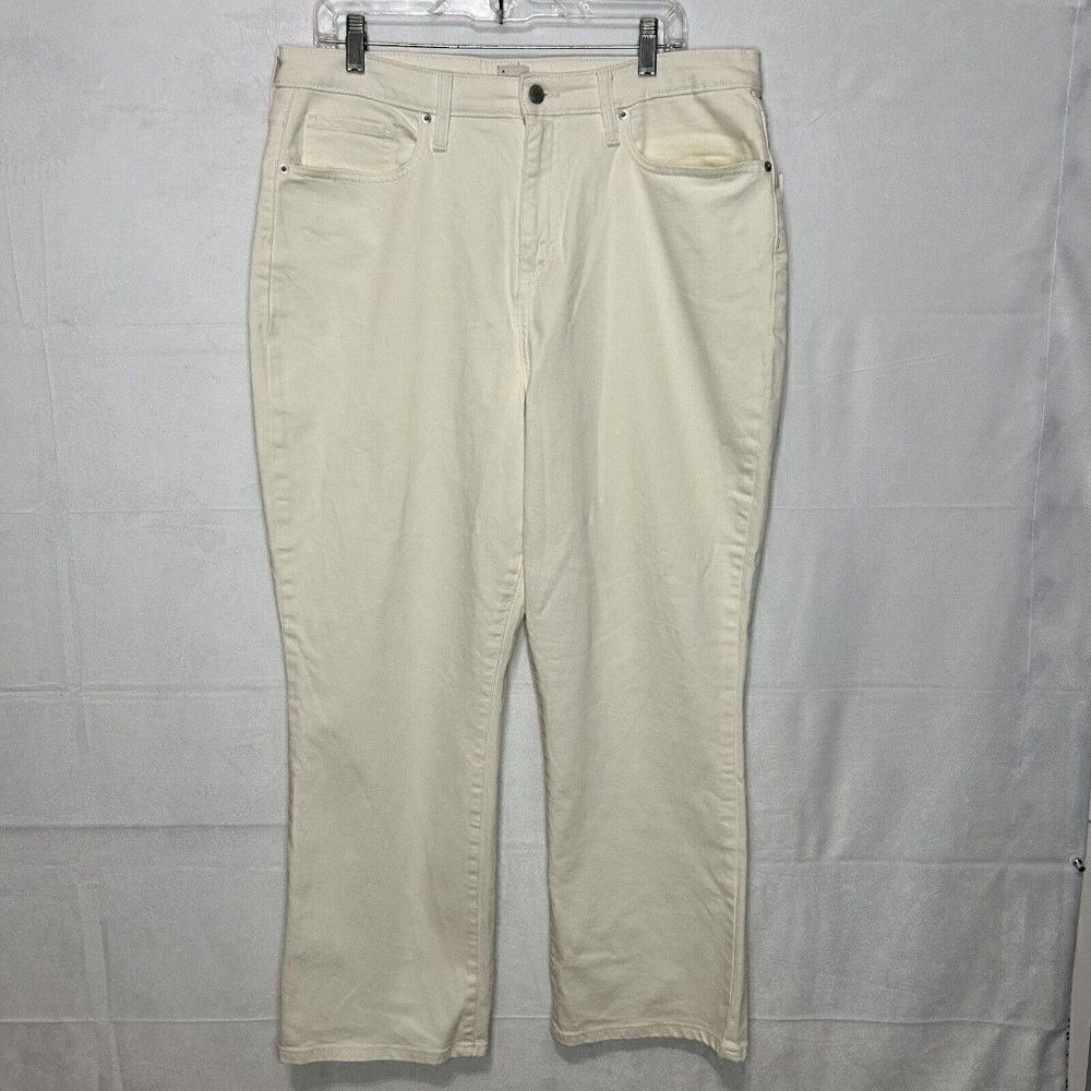A New Day Women Size 16 (33x28) Bootcut Jeans White Ivory High-Rise Stretch NEW